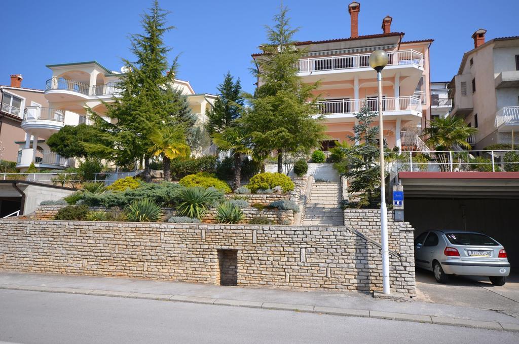 Apartments Slavica Rabac Exterior foto