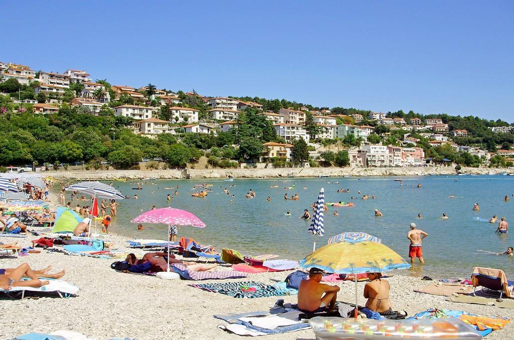 Apartments Slavica Rabac Exterior foto