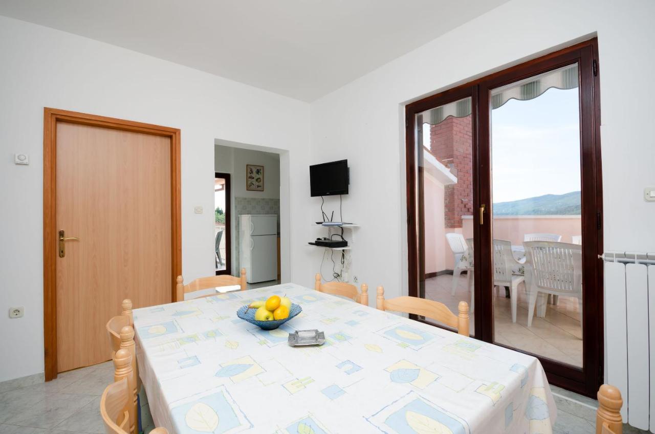 Apartments Slavica Rabac Exterior foto