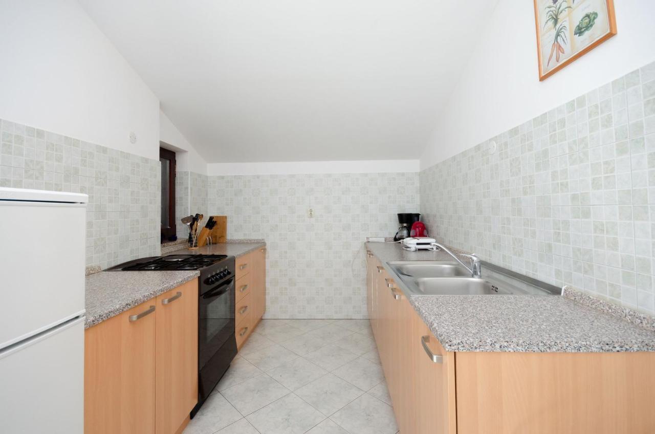 Apartments Slavica Rabac Exterior foto