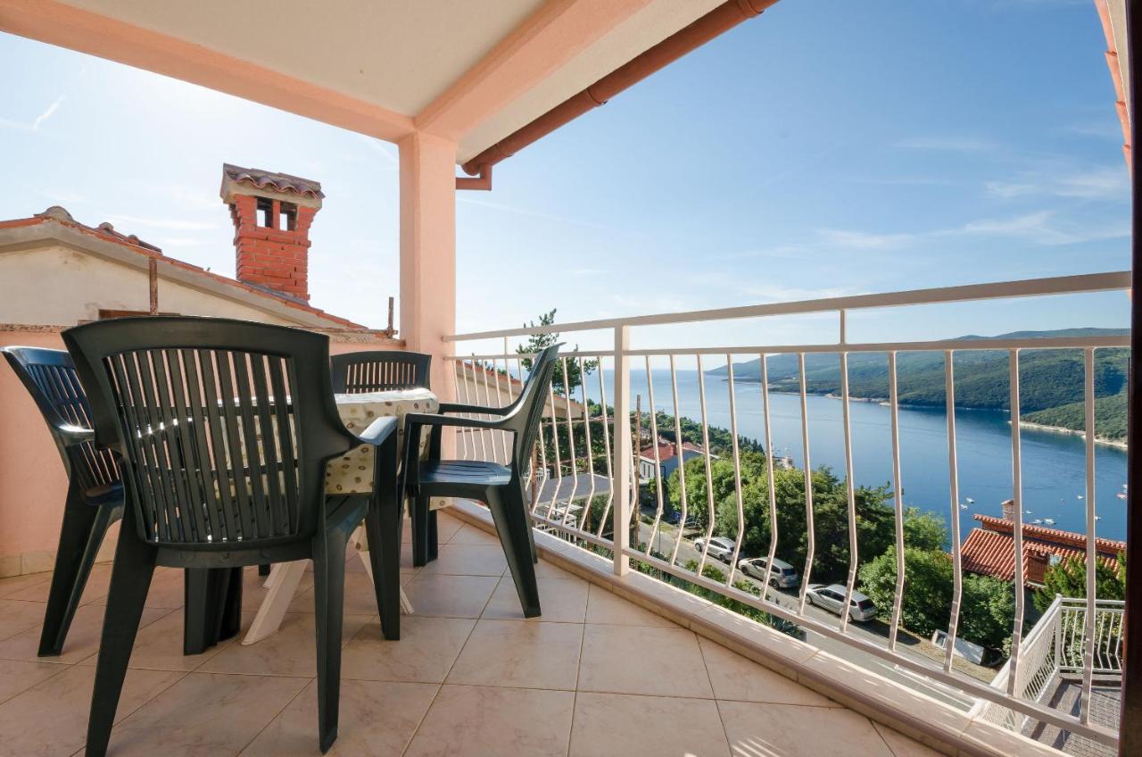 Apartments Slavica Rabac Exterior foto