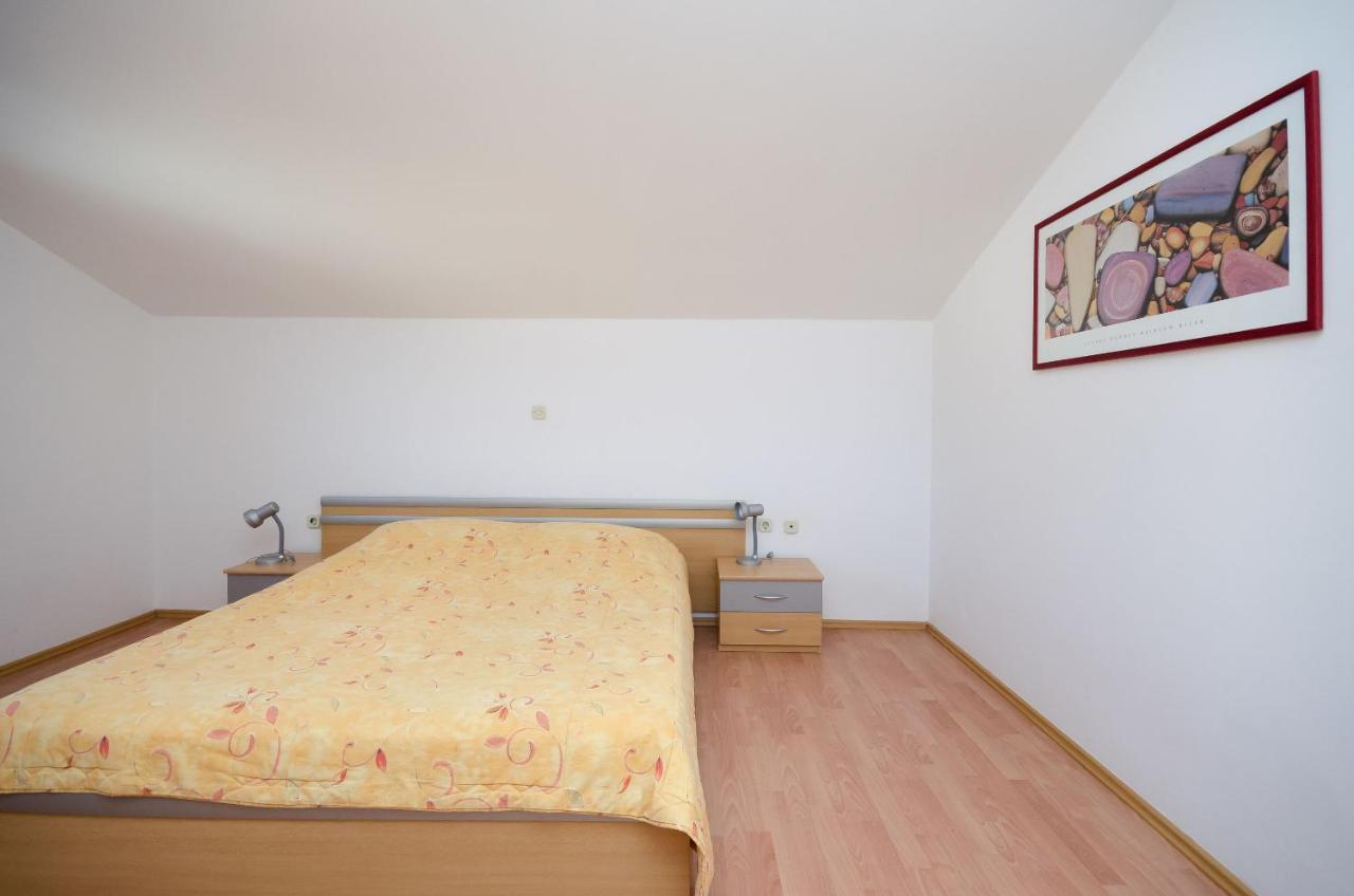 Apartments Slavica Rabac Exterior foto